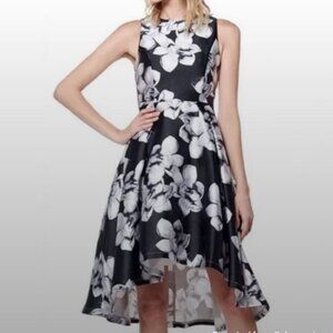 GRACIA- Black White Silver Floral Poinsettia Party Dress- Size S